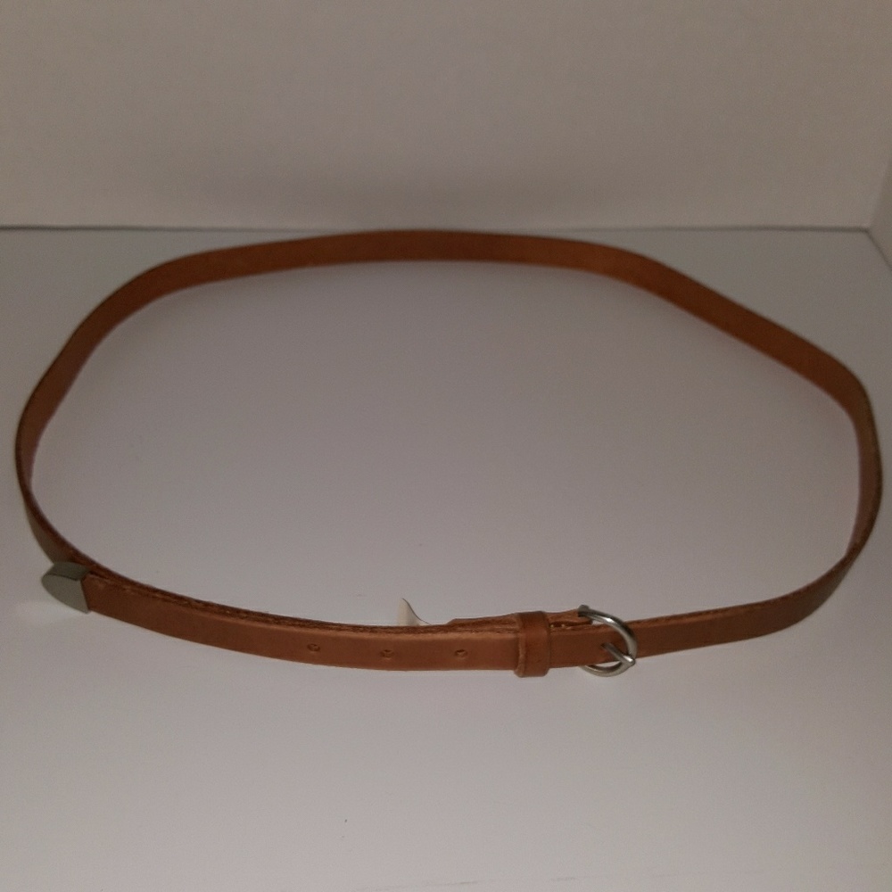 TARGET LEATHER SKINNY BELT